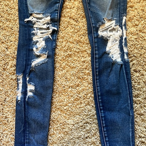 America Eagle jeans. Size 00. Great condition - Picture 2 of 5